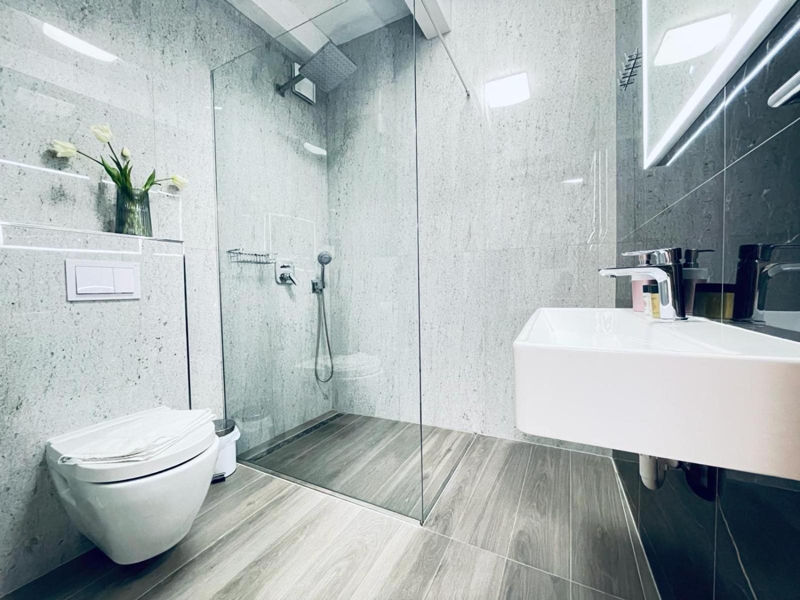 Fazana City Rooms With Free Parking Zewnętrze zdjęcie